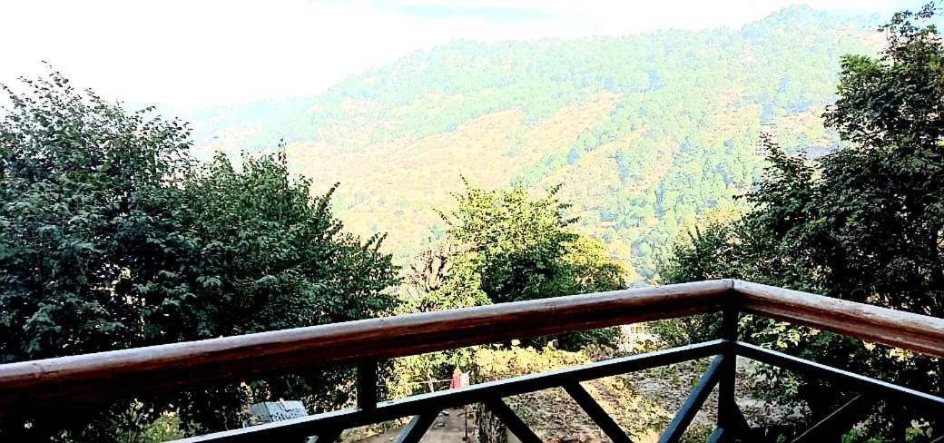 Wildleaf Kasauli Valley Homz B&B 외부 사진
