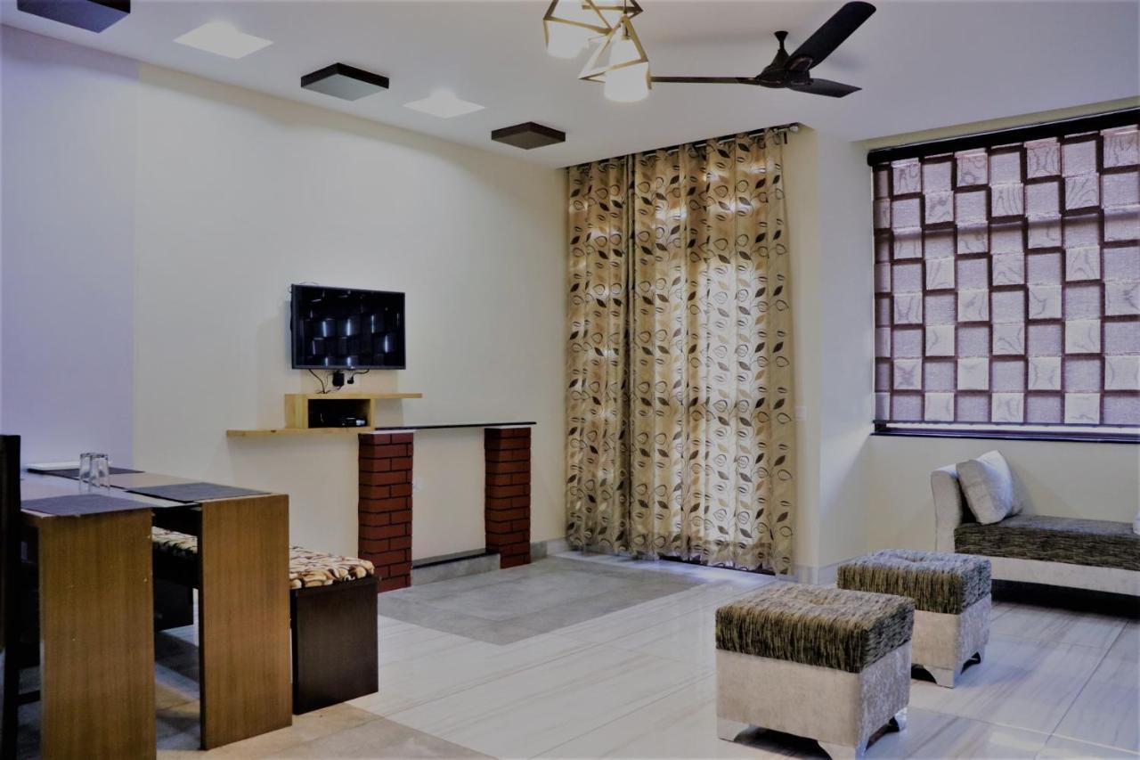 Wildleaf Kasauli Valley Homz B&B 외부 사진